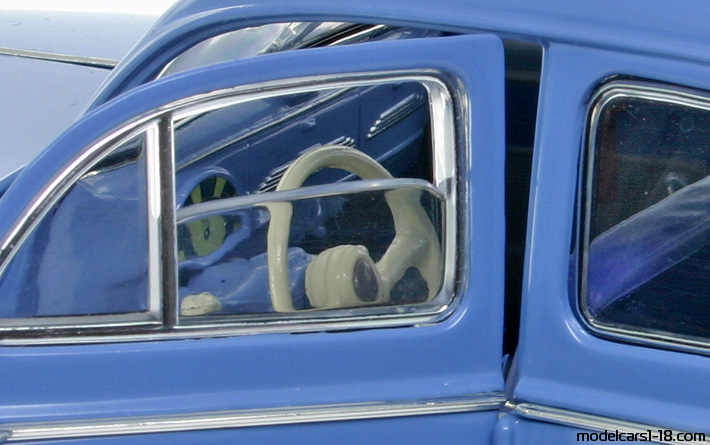 1954 - Peugeot 203 Solido 1/18 (Синий) Интерьер панель приборов