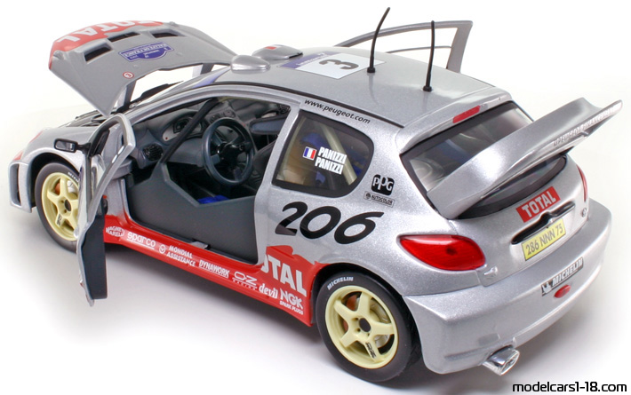 2002 - Peugeot 206 WRC Solido 1/18 (Серебристый) Открывающиеся части