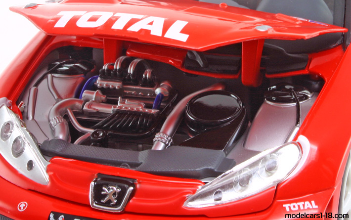 2003 - Peugeot 206 WRC Solido 1/18 (Kрасный / Белый) Двигатель