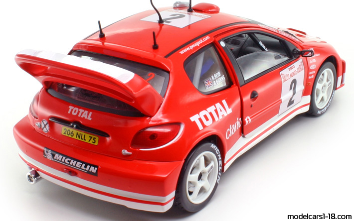 2003 - Peugeot 206 WRC Solido 1/18 (Kрасный / Белый) Задняя правая сторона