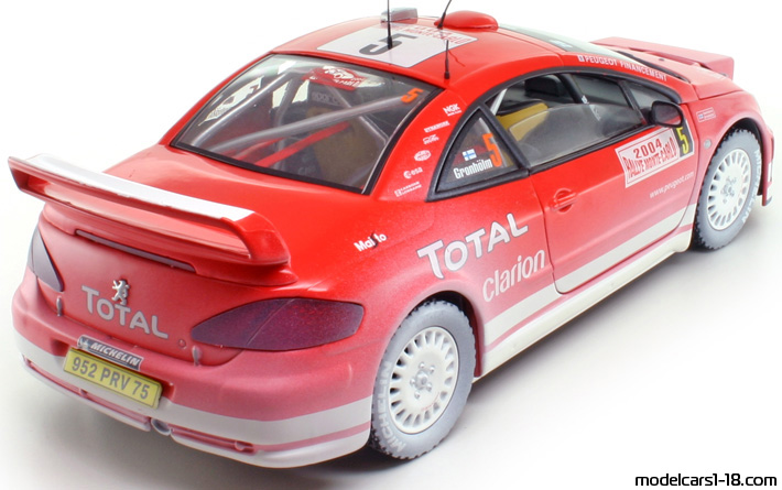 2004 - Peugeot 307 WRC Solido 1/18 (Kрасный / Белый) Задняя правая сторона