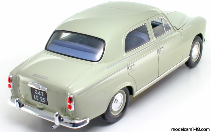 1964 - Peugeot 403 Berline Solido 1/18 (Зелёный) Задняя правая сторона