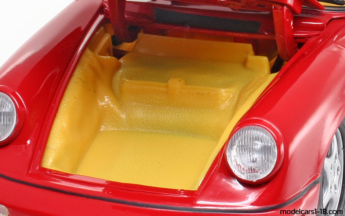 1989 - Porsche 911 Carrera 2 Targa (964) Anson 1/18 (Kрасный) Багажник / Поднимающиеся фары