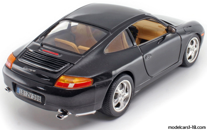 1997 - Porsche 911 Carrera (996) Bburago 1/18 (Чёрный) Задняя правая сторона