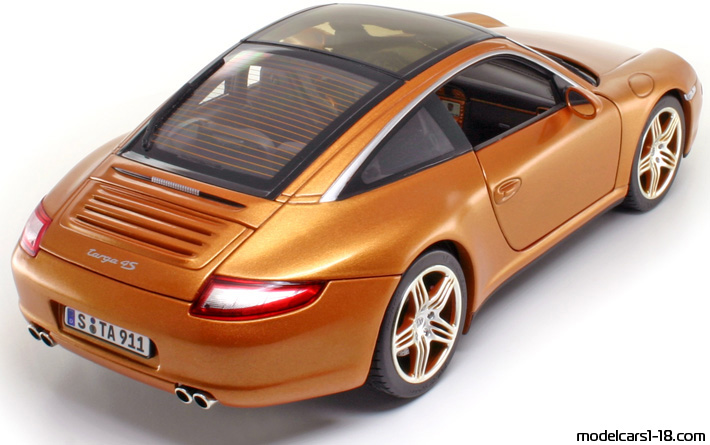 2007 - Porsche 911 Carrera Targa 4S (997) Norev 1/18 (Оранжевый) Задняя правая сторона