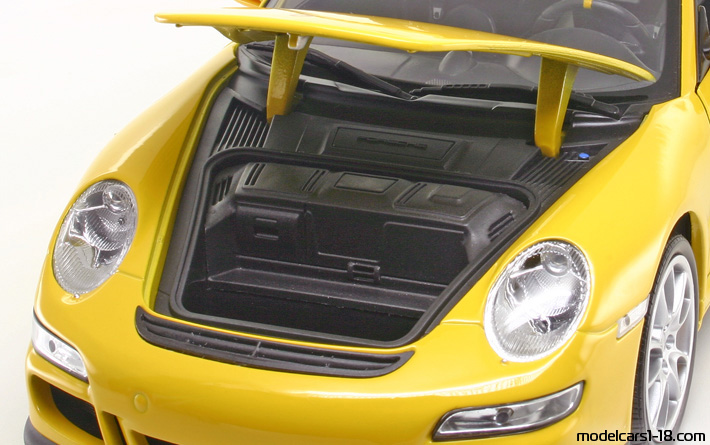 2006 - Porsche 911 GT3 (997) Welly 1/18 (Жёлтый) Багажник / Поднимающиеся фары