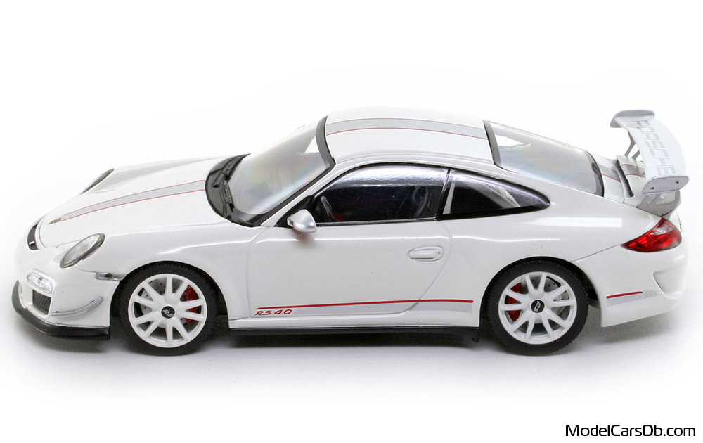 2011 - Porsche 911 GT3 RS 4.0 (997) Minichamps 1/43 (Белый / Серебристый) Сторона