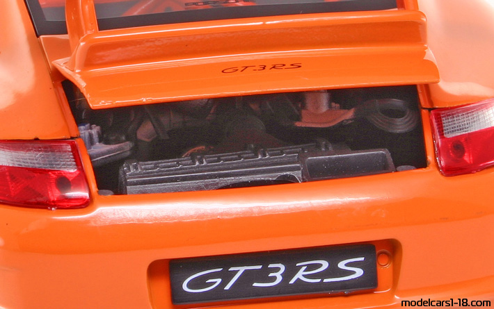2006 - Porsche 911 GT3 RS (997) Welly 1/18 (Оранжевый / Чёрный) Двигатель