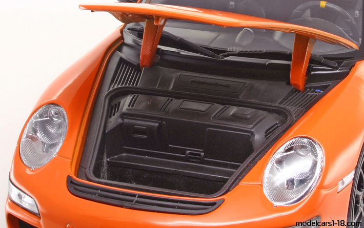 2006 - Porsche 911 GT3 RS (997) Welly 1/18 (Оранжевый / Чёрный) Багажник / Поднимающиеся фары