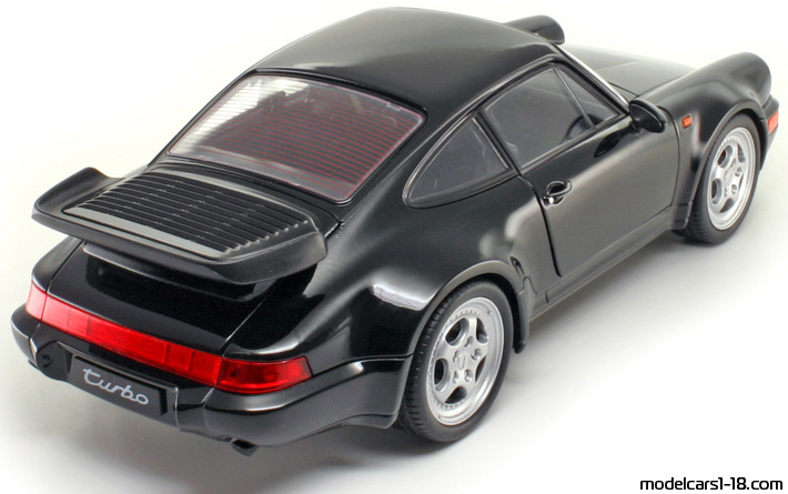 1992 - Porsche 911 Turbo (964) Welly 1/18 (Чёрный) Задняя правая сторона
