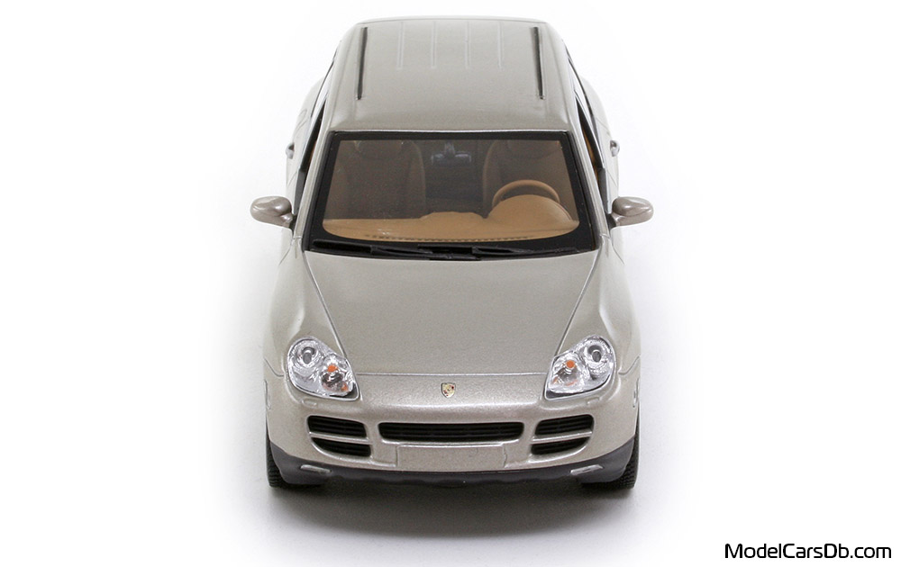 2003 - Porsche Cayenne V6 (9PA) Minichamps 1/43 (Золотой ) Спереди