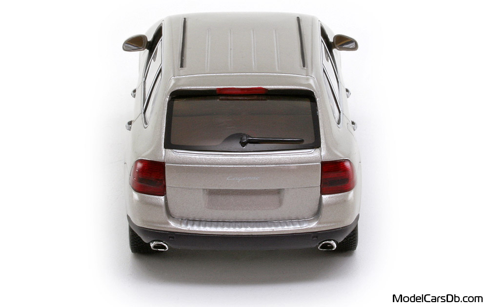 2003 - Porsche Cayenne V6 (9PA) Minichamps 1/43 (Золотой ) Сзади