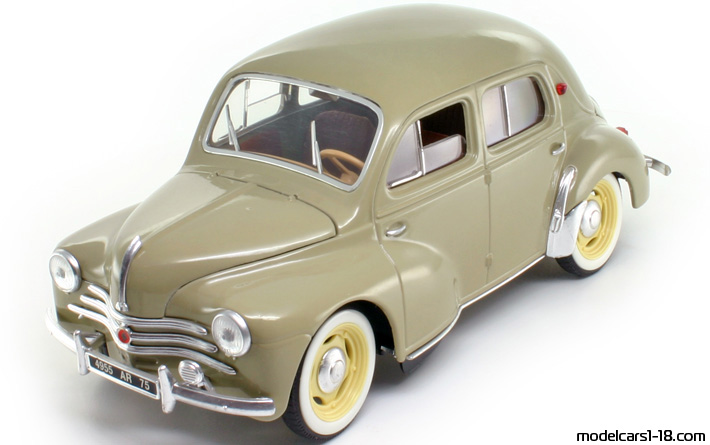 1954 - Renault 4CV Solido 1/17 (Золотой ) Передняя левая сторона