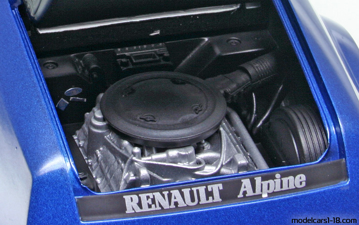 1981 - Renault Alpine A310 V6 Norev 1/18 (Синий) Двигатель