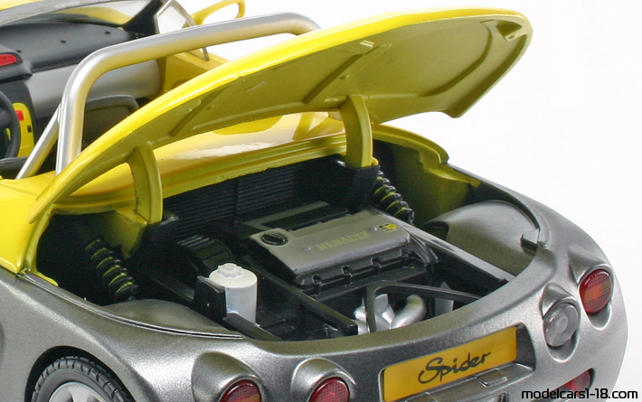 1996 - Renault Sport Spider Anson 1/18 (Жёлтый / Серый ) Двигатель
