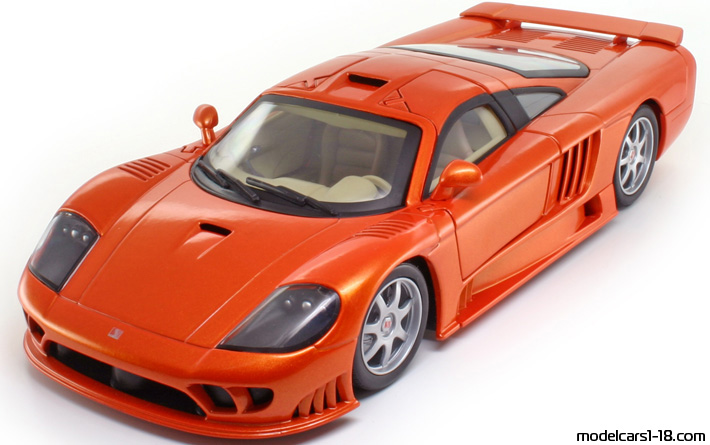 2000 - Saleen S7 Hot Wheels 1/18 (Оранжевый) Передняя левая сторона