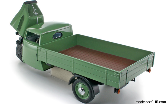 1952 - Tempo Hanseat Minichamps 1/18 (Зелёный) Открывающиеся части