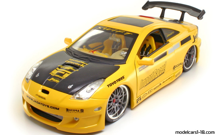 1999 - Toyota Celica (T230) Jada Toys 1/18 (Жёлтый / Чёрный) Передняя левая сторона