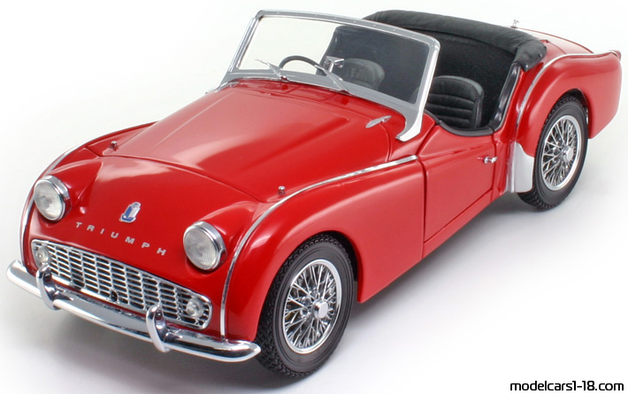 1959 - Triumph TR3A Kyosho 1/18 (Kрасный) Передняя левая сторона