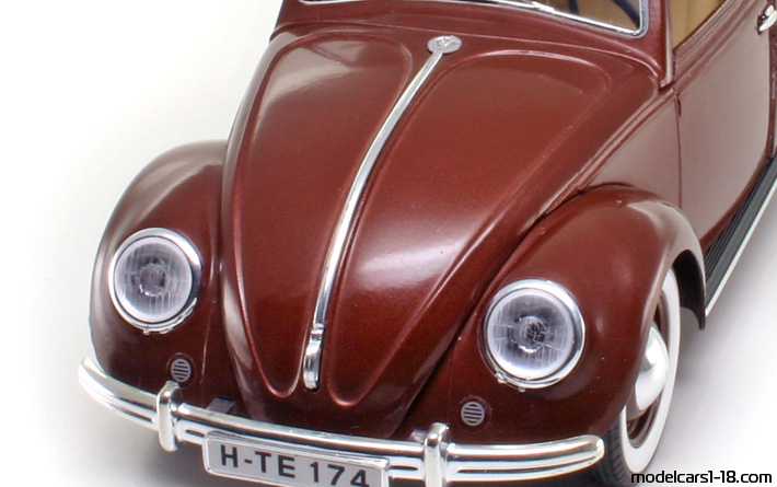 1949 - Volkswagen Beetle (Kaefer) Solido 1/17 (Коричневый) Багажник / Поднимающиеся фары