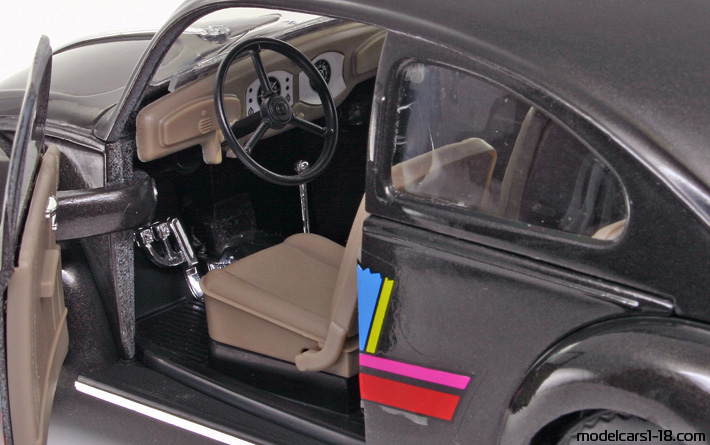 1949 - Volkswagen Beetle (Kaefer) Solido 1/17 (Чёрный) Интерьер панель приборов