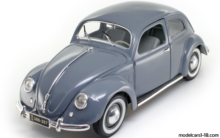 1951 - Volkswagen Beetle (Kaefer) Maisto 1/18 (Серый ) Передняя левая сторона