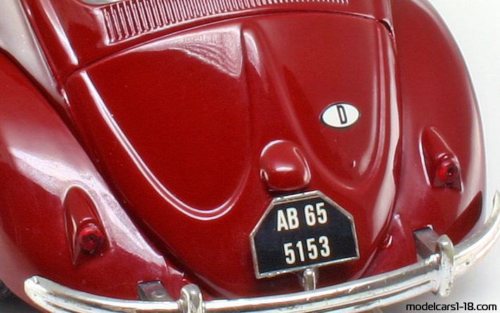 1958 - Volkswagen Beetle (Kaefer) Solido 1/17 (Kрасный) Двигатель