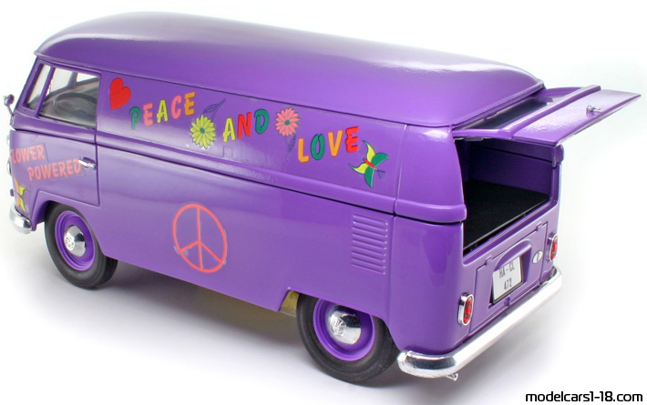 1966 - Volkswagen Combi Solido 1/19 (Фиолетовый) Открывающиеся части