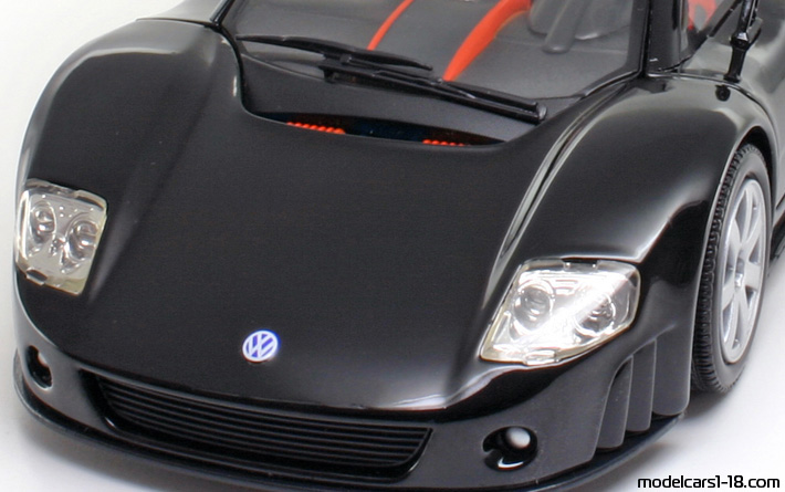 1997 - Volkswagen W12 Nardo Concept Motor Max 1/18 (Чёрный) Багажник / Поднимающиеся фары
