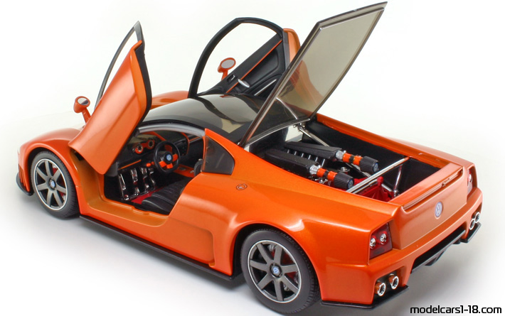 1997 - Volkswagen W12 Nardo Concept Road Signature 1/18 (Оранжевый) Открывающиеся части